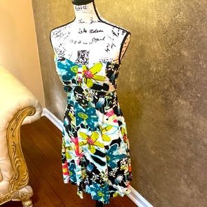 Cute floral print sundress M Peppermint Bay